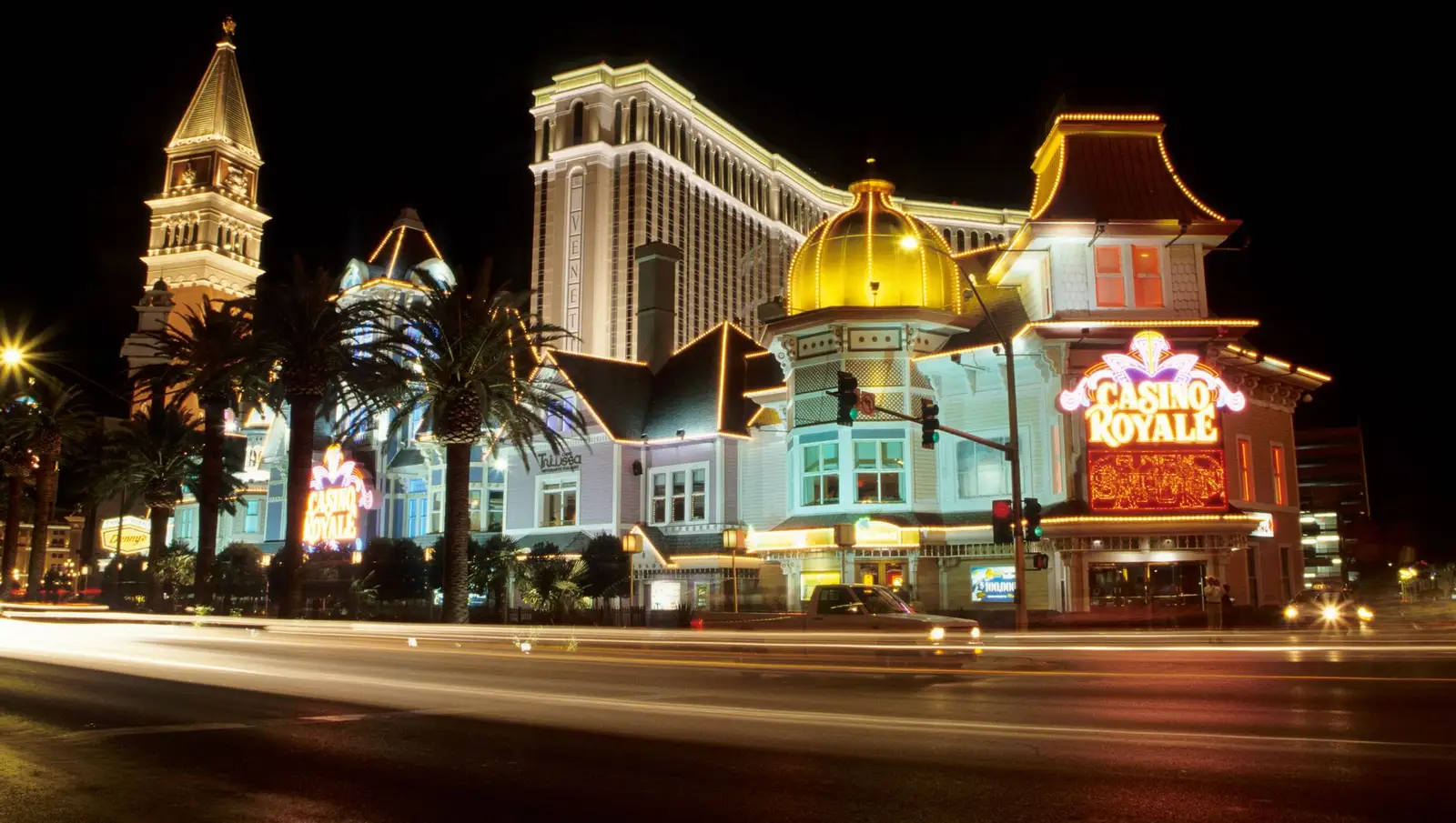 Besson Chile Guide — Casino, deportes y en vivo: cómo se reparten las secciones